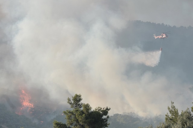 Τέλος δεν έχει ο πύρινος εφιάλτης στη Βορειοανατολική Αττική!