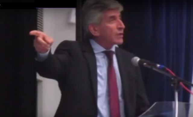 Περίεργη ανακοίνωση του δημάρχου Κρωπίας που στοχοποιεί συγκεκριμένο πολίτη για σύννομη προσφυγή του για το σχέδιο πόλης!
