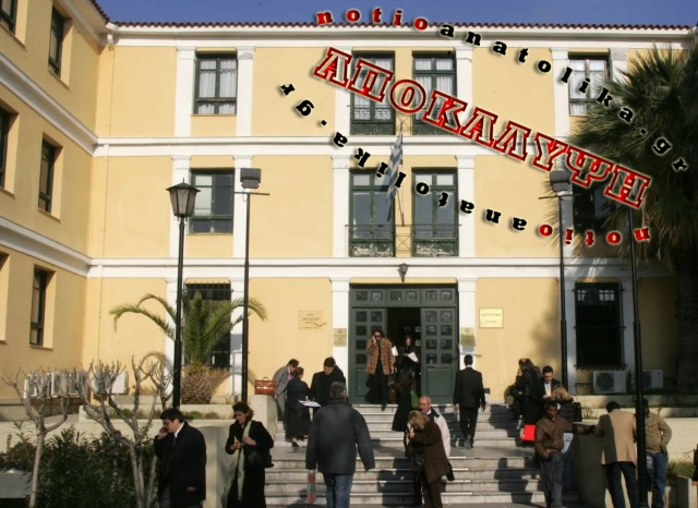 Επεισοδιακή μεταγωγή στην Ευελπίδων των ληστών που έδειραν γυναίκα στην Αρτέμιδα για να της πάρουν την τσάντα!
