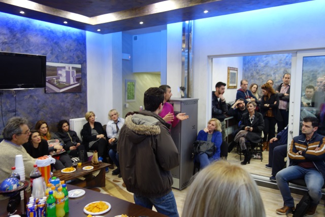 Ιστορική στιγμή για τον εμπορικό – επαγγελματικό κόσμο της Αρτέμιδας η πρώτη συνάντηση για τη δημιουργία ισχυρού Σωματείου! (Φωτός)