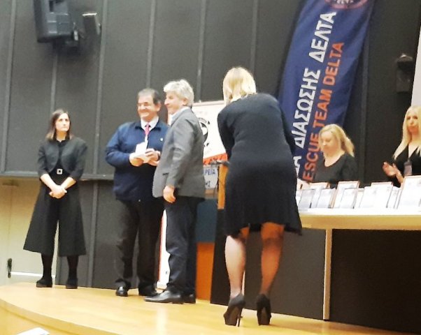 Εγκέλαδος 2019 στο Κορωπί: Βραβεύτηκαν ο δήμαρχος και ο «στρατηγός»! 