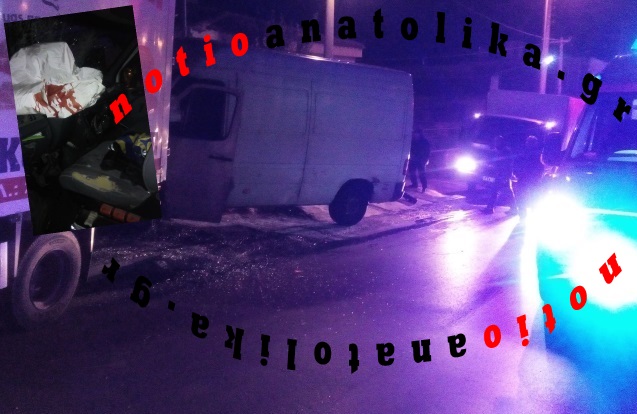 Απίστευτο τροχαίο στα Σπάτα: Παραλίγο να σκοτωθούν επειδή τράκαραν... άλλοι! (Φωτός)