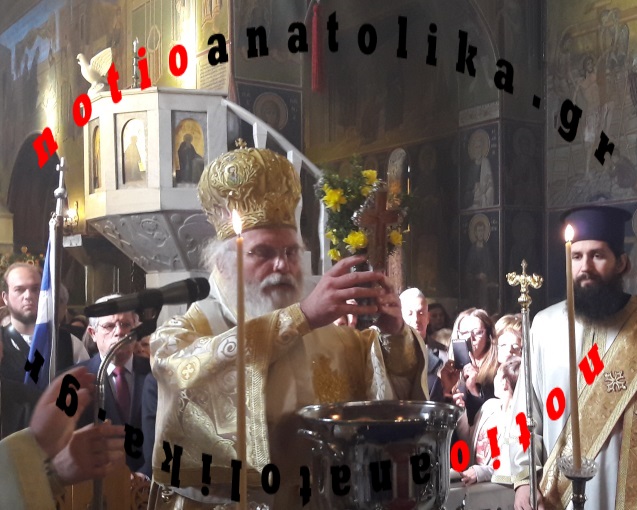 Το μήνυμα απελπισίας ενώπιον χιλιάδων πιστών από τον μητροπολίτη Νικόλαο: Ένα θαύμα μας σώζει! (Βίντεο)