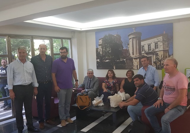 Επιμένει για τα σκουπίδια στα λατομεία του Κορωπίου η Δούρου λίγες ημέρες πριν αποχωρήσει από την Περιφέρεια!