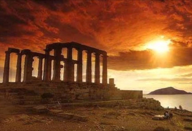 Απαράδεκτο «όχι» του Κεντρικού Αρχαιολογικού Συμβουλίου για κινηματογραφικά γυρίσματα στoν ναό του Ποσειδώνα στο Σούνιο!