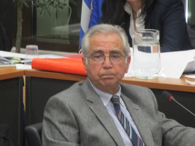 Συγκίνηση και αναγνώριση για τον Σπ. Κατραμάδο στο δημοτικό συμβούλιο Σπάτων – Αρτέμιδας (Video)