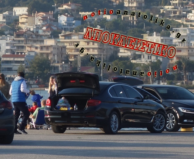 Οι ασυνείδητοι του κορωνοϊού: Πλημμύρισαν πάλι οι παραλίες από το Κορωπί έως την Ανάβυσσο και το Πόρτο Ράφτη! (Φωτός)