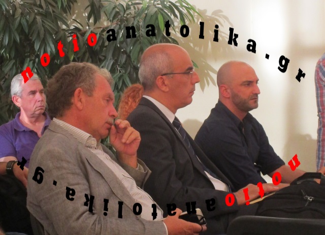 Ηχηρά απόντες οι εκπρόσωποι των κομμάτων από την έκτακτη συνεδρίαση για το ξεπούλημα της παραλίας των Αλυκών Αναβύσσου! (Βίντεο)