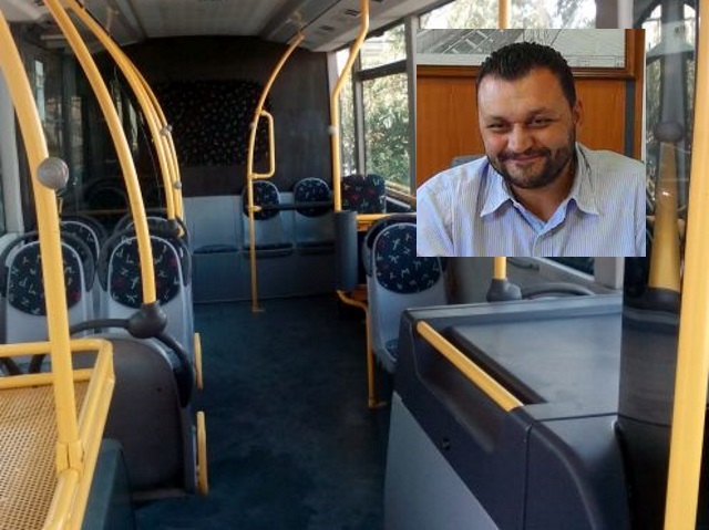 Ανυποχώρητος ο δήμαρχος Σαρωνικού για ΚΕΛ και νέο κοιμητήριο μέσω... δημοτικής συγκοινωνίας!