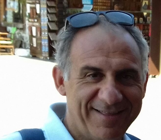 Στο πένθος το Κορωπί για τον ξαφνικό θάνατο του καθηγητή Σεραφείμ Κωνσταντίνου!